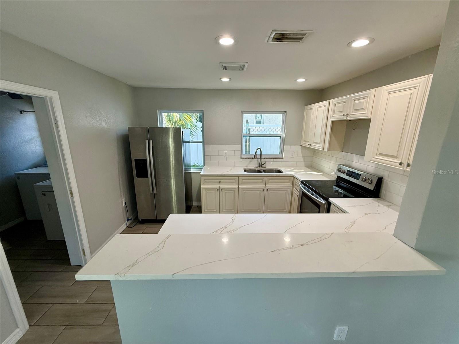 SCHINDLER SUB - Residential Income