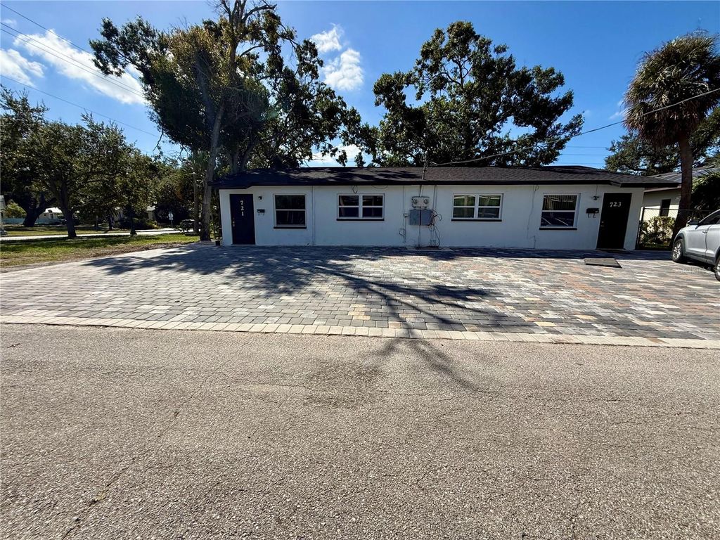 Photo of 721 N Osprey Avenue, Sarasota, FL 34236 (MLS # C7516619)