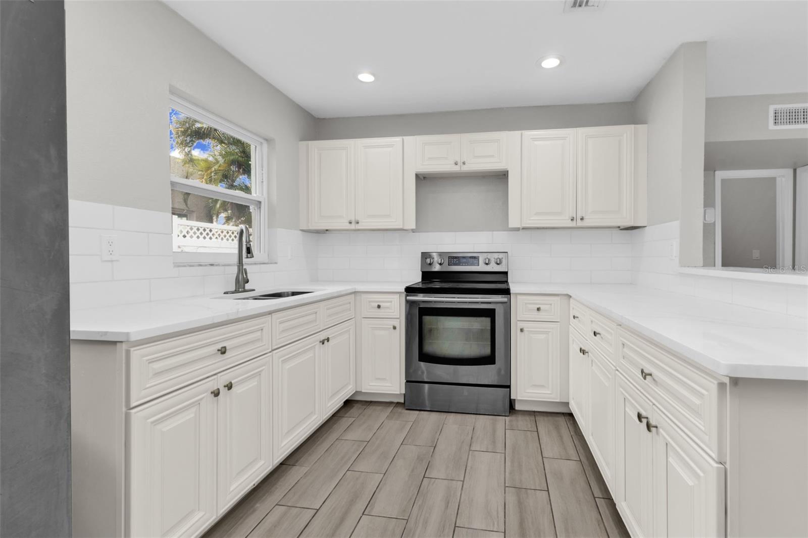 SCHINDLER SUB - Residential Income