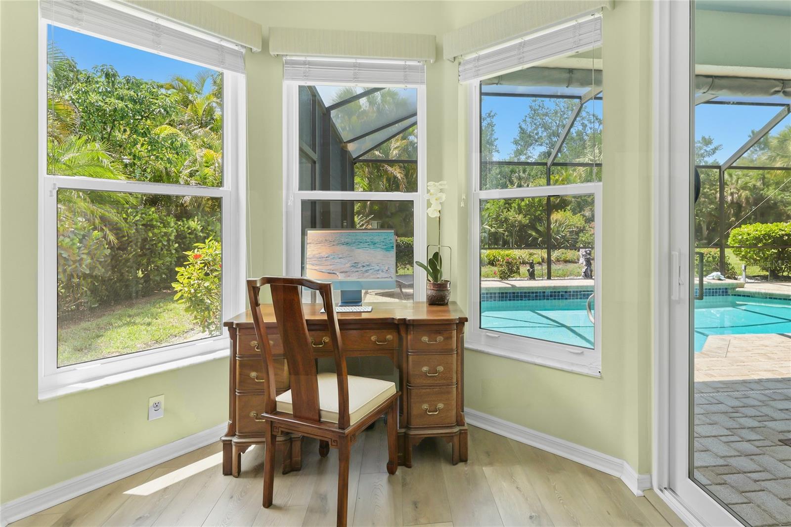 CALUSA LAKES, - Residential