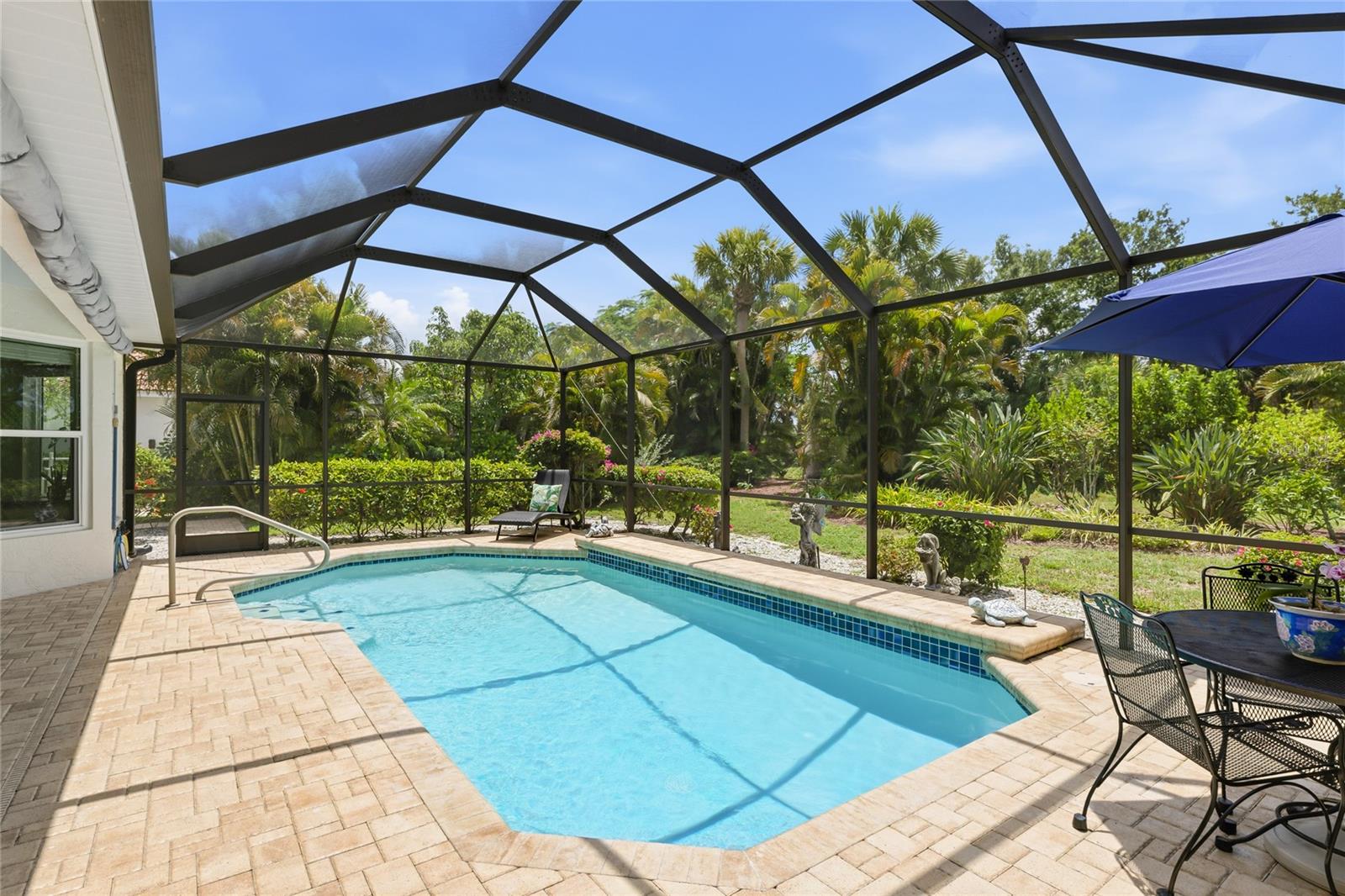 CALUSA LAKES, - Residential