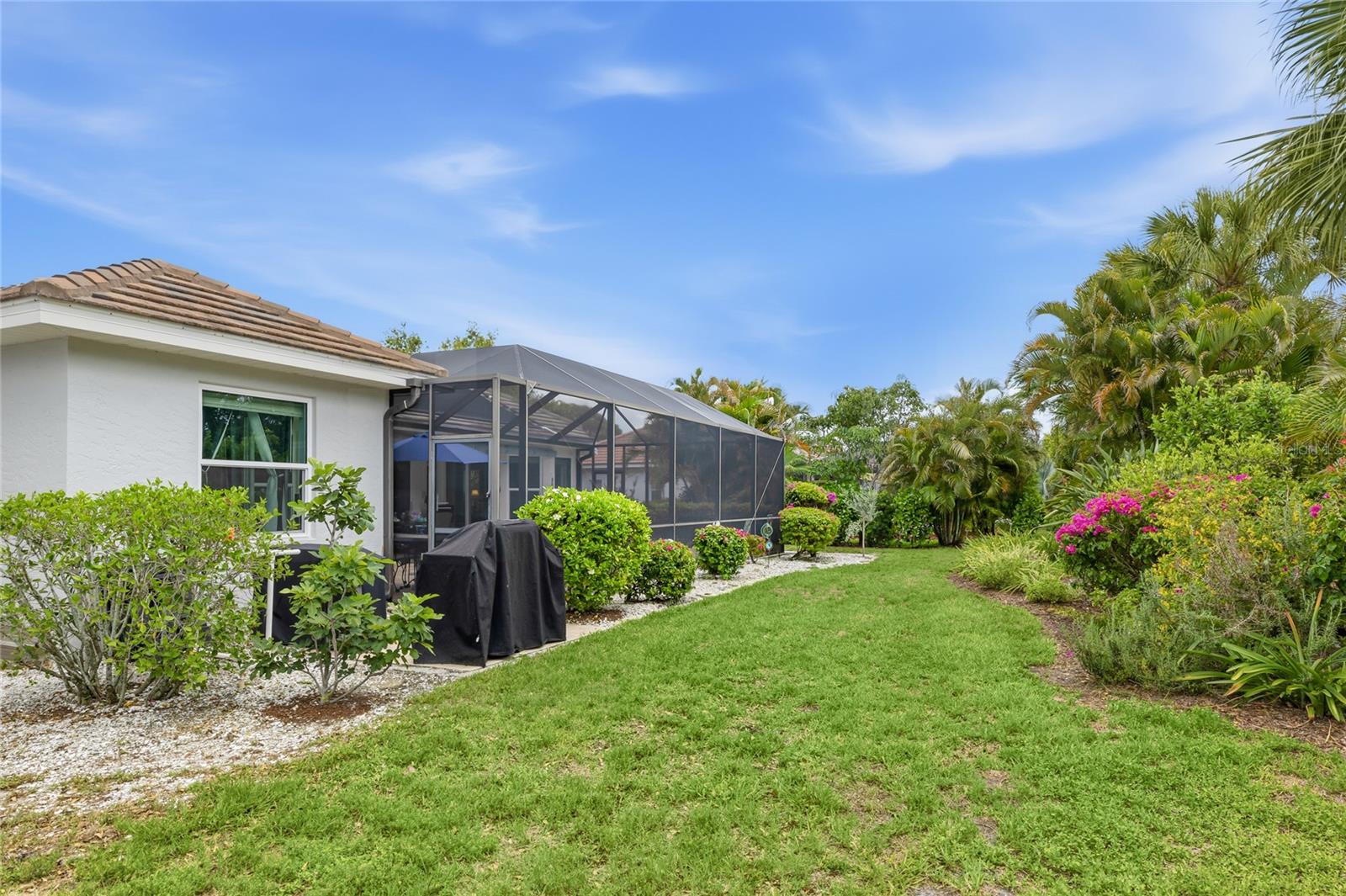 CALUSA LAKES, - Residential
