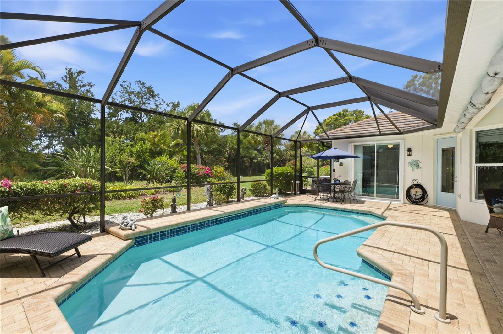 CALUSA LAKES, - Residential