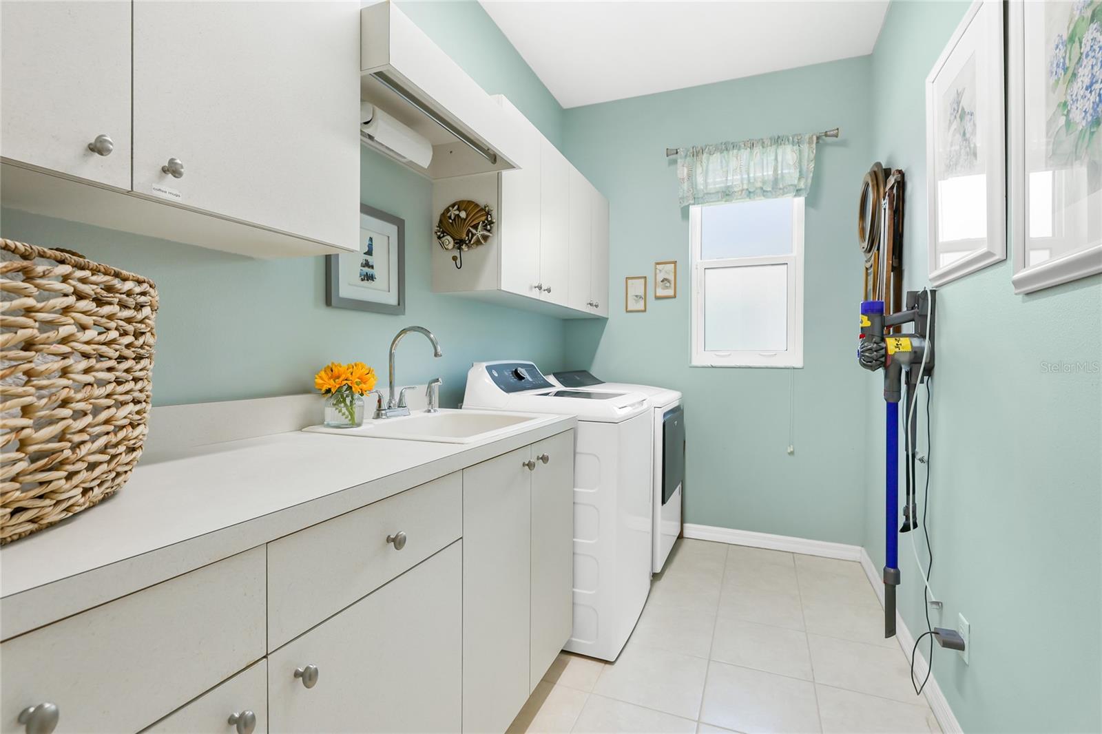 CALUSA LAKES, - Residential