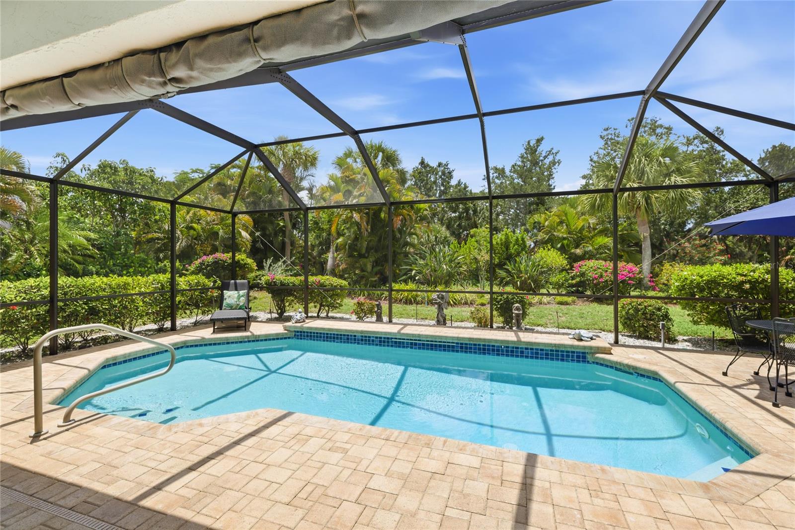 CALUSA LAKES, - Residential
