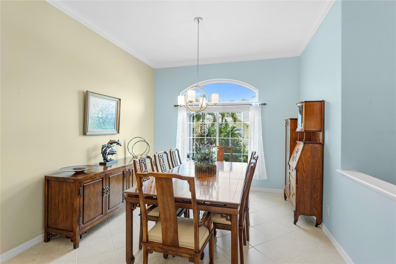 CALUSA LAKES, - Residential