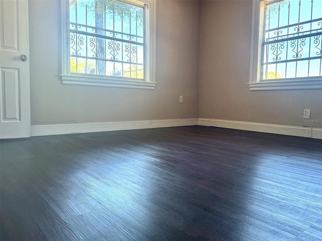 Photo of 505 E Columbus Drive, Tampa, FL 33602 (MLS # TB8486085)