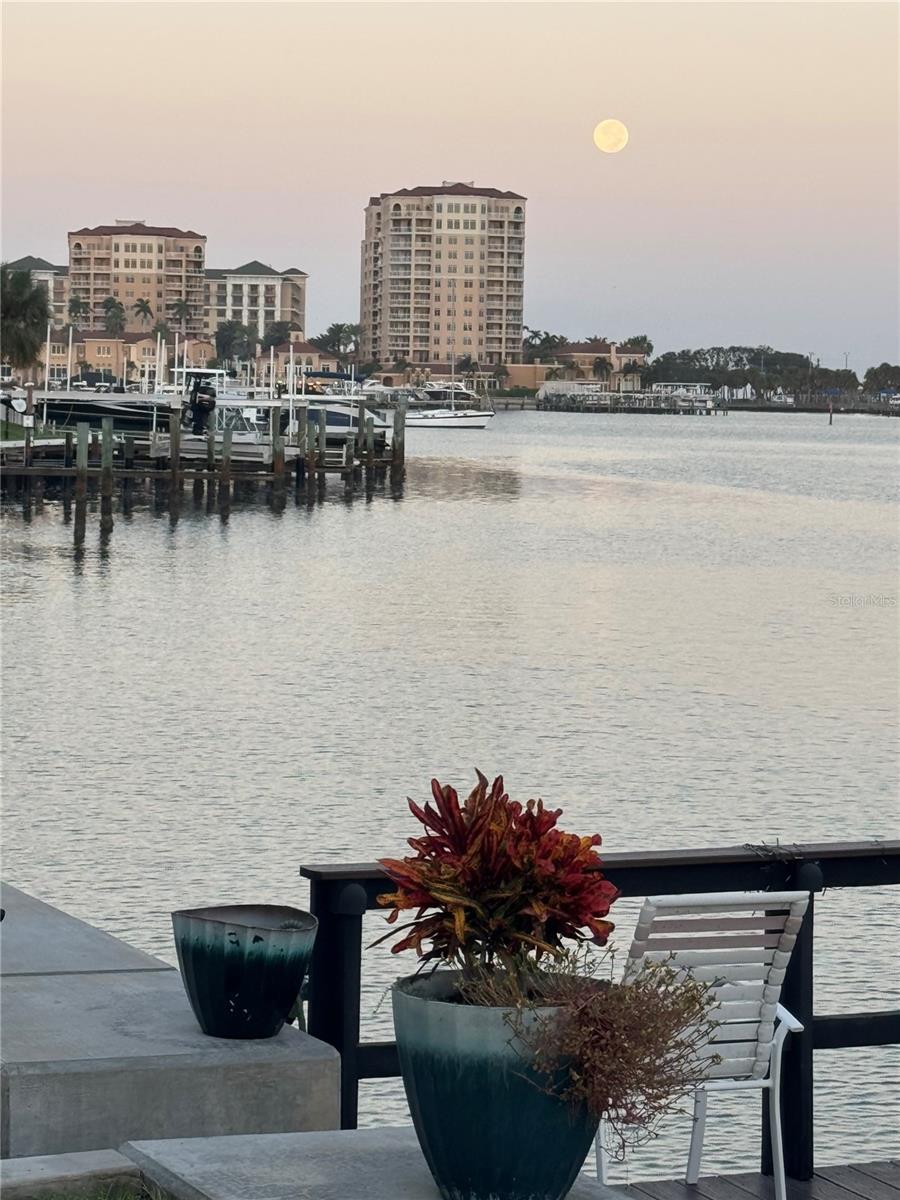 SKIFF POINT CONDO - Residential