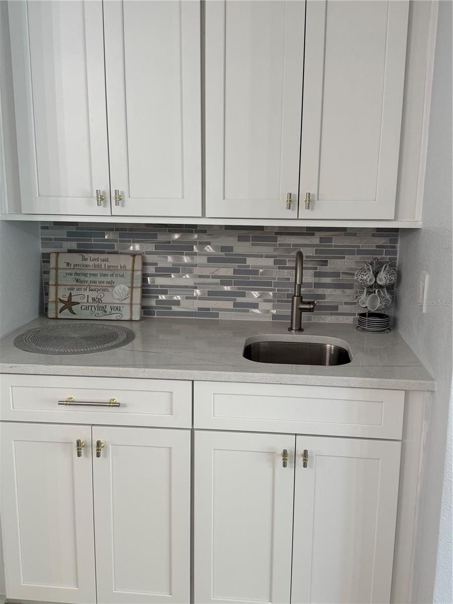 SKIFF POINT CONDO - Residential