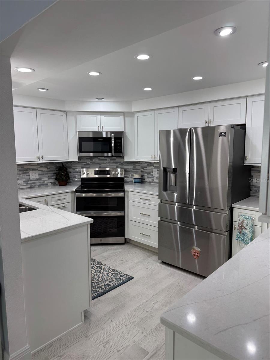 SKIFF POINT CONDO - Residential