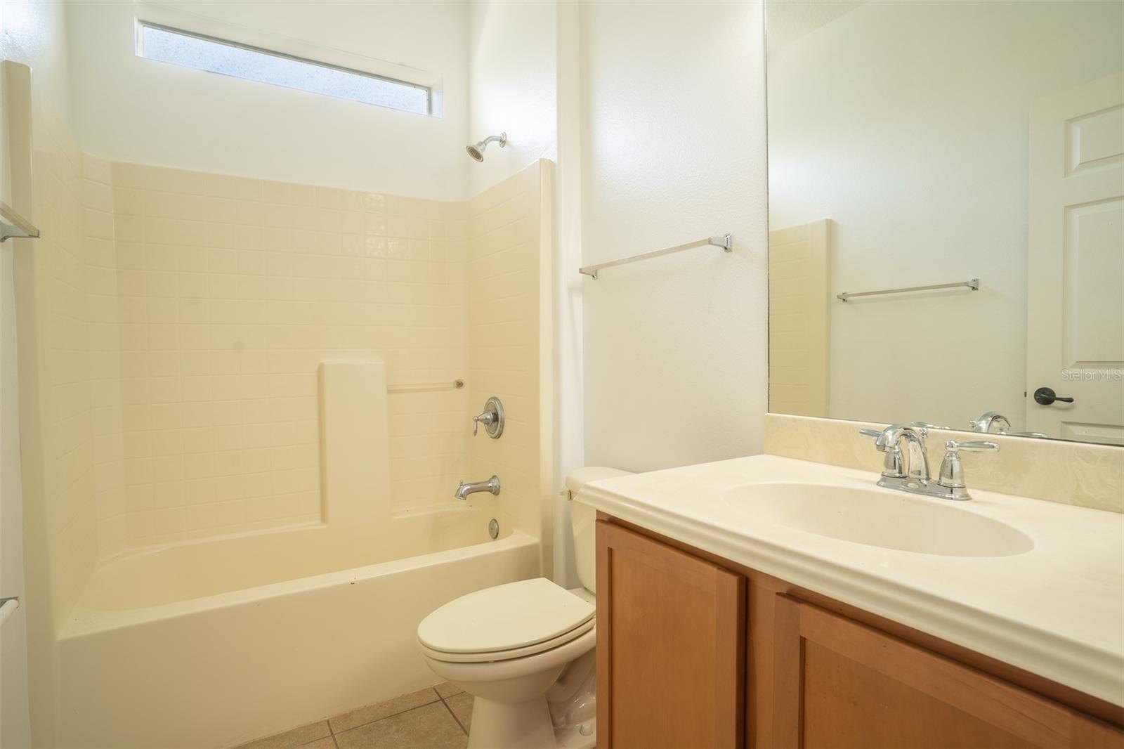 LAKE VAN SUB - Residential Lease