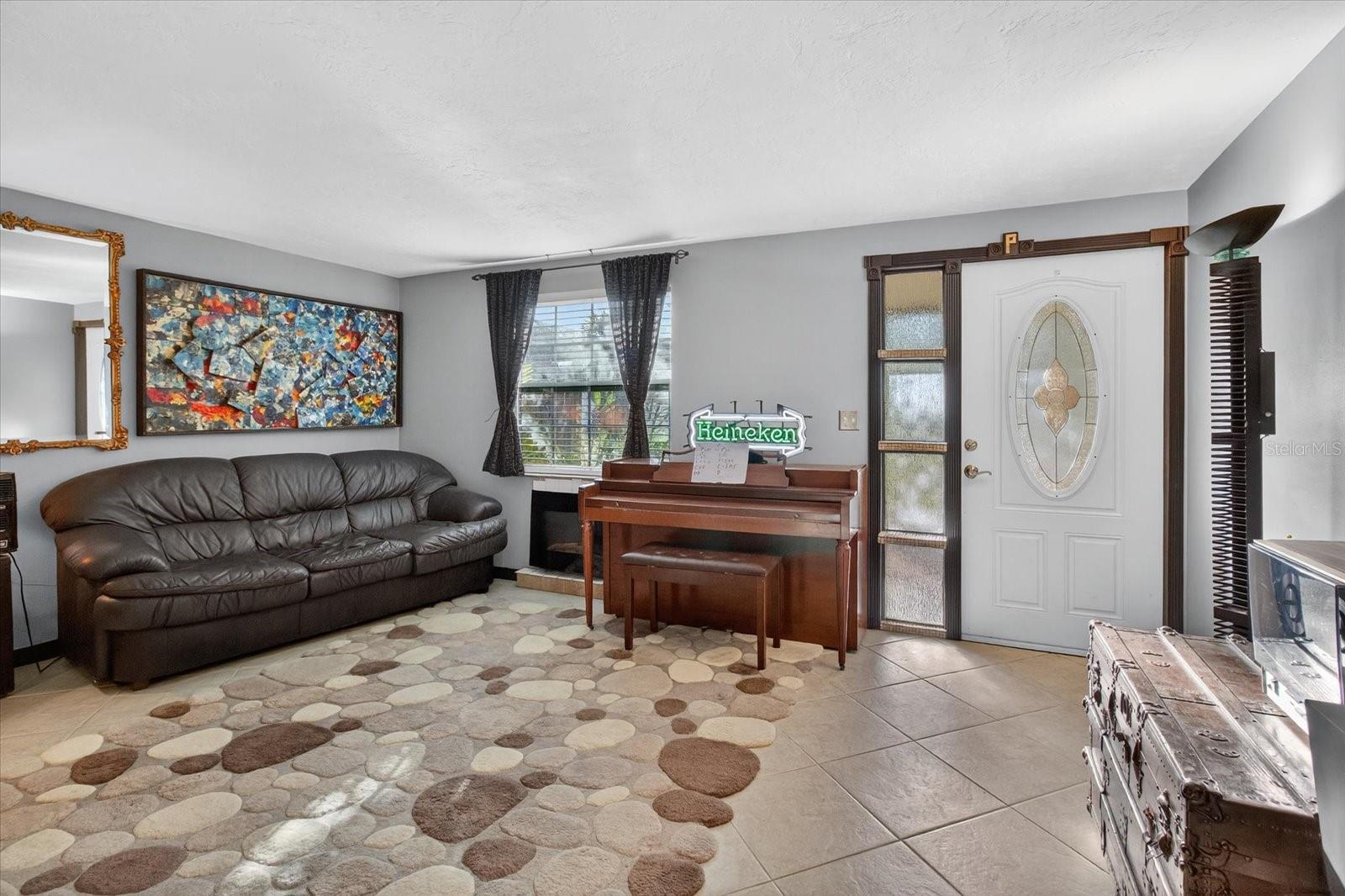 FOREST HILLS - Residential