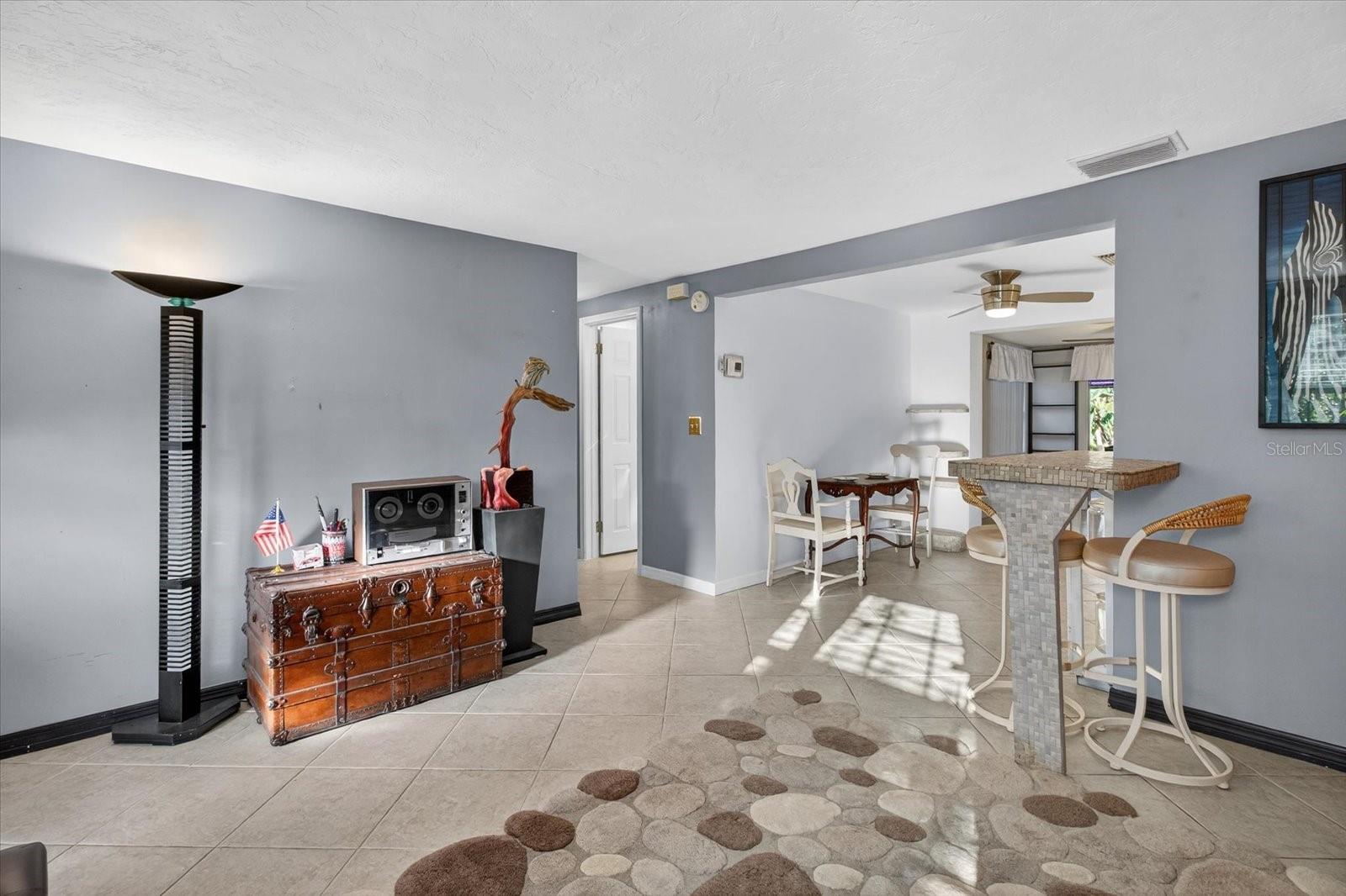 FOREST HILLS - Residential