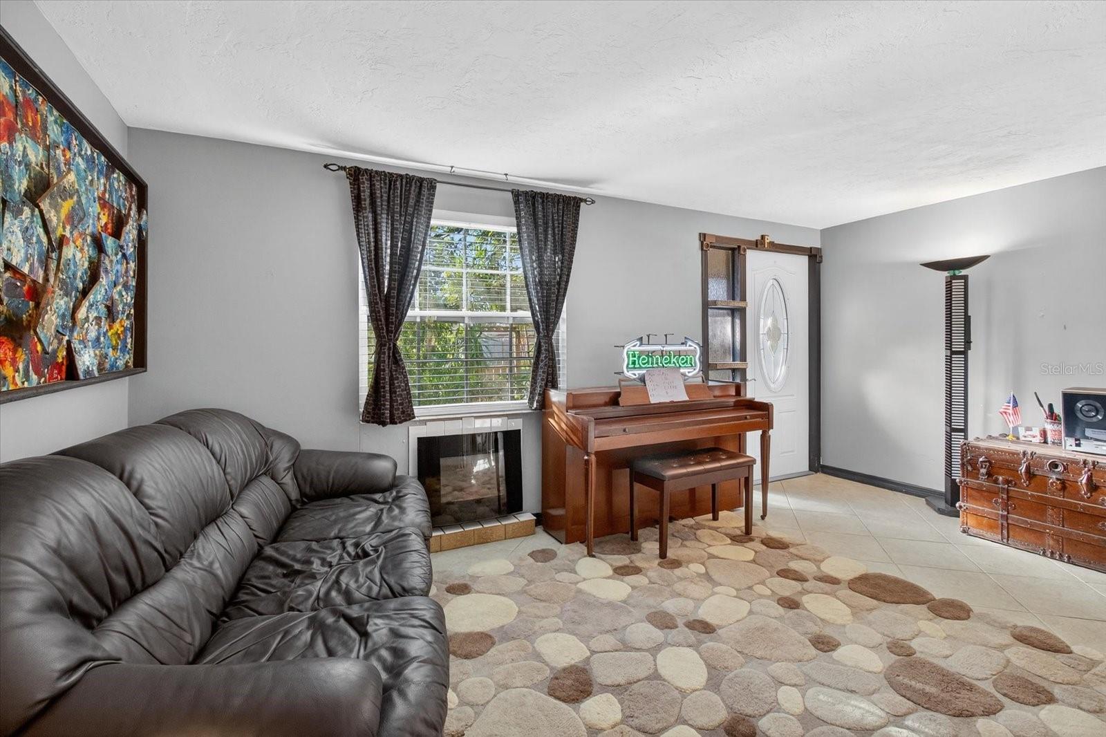FOREST HILLS - Residential