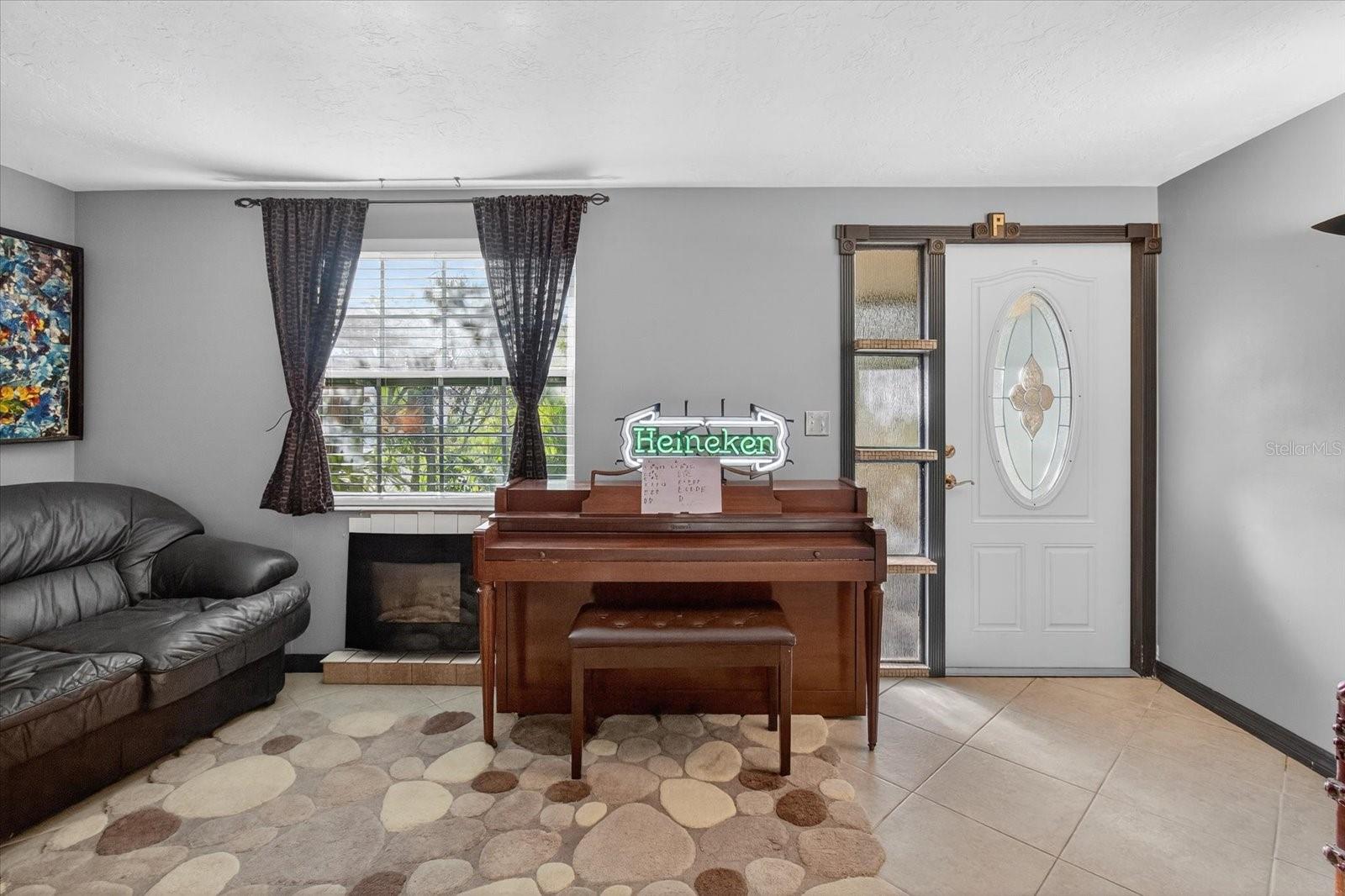 FOREST HILLS - Residential