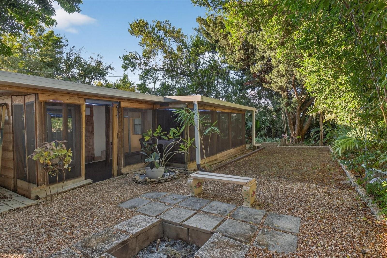 FOREST HILLS - Residential