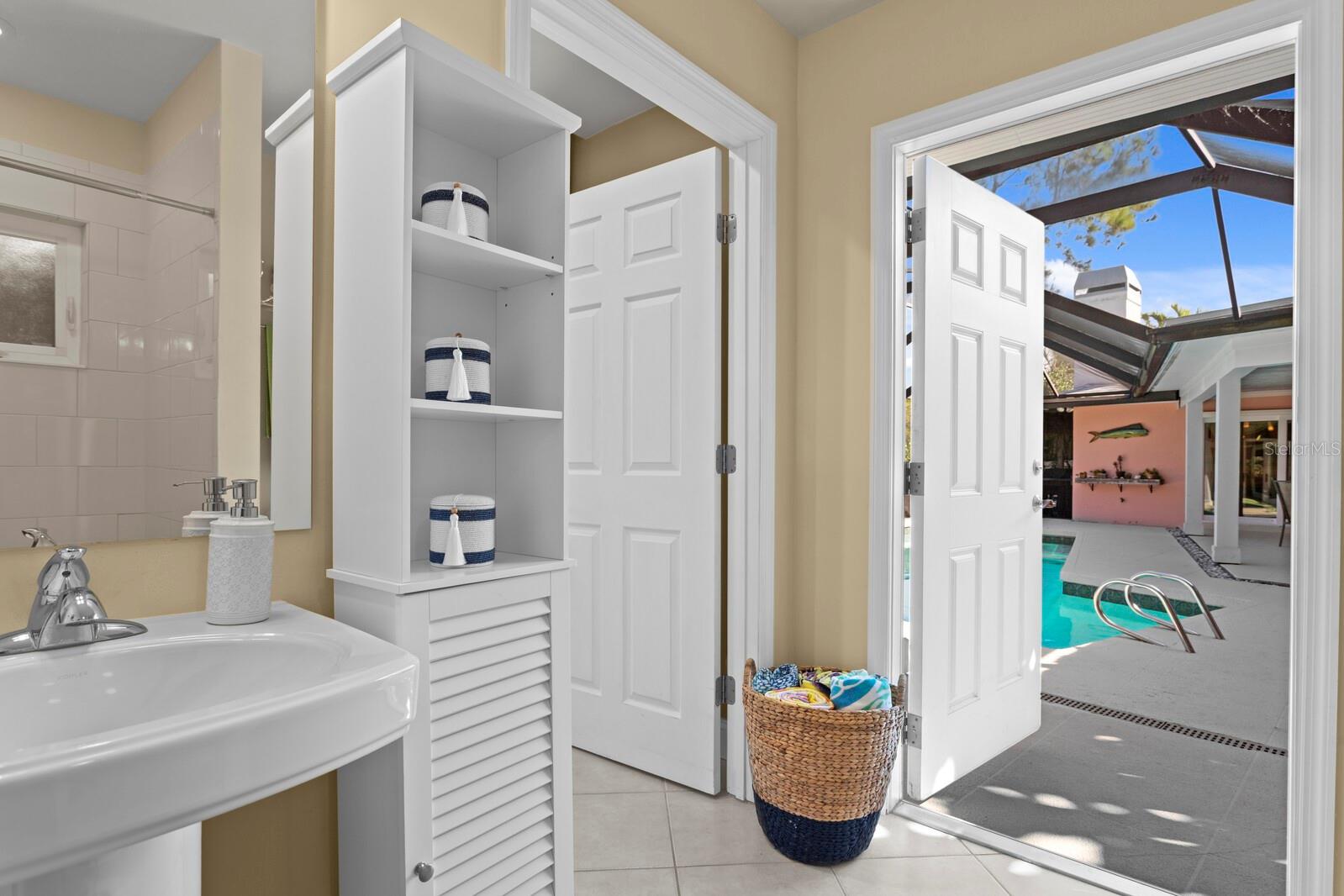 HARBOR ISLE UNIT ONE - Residential