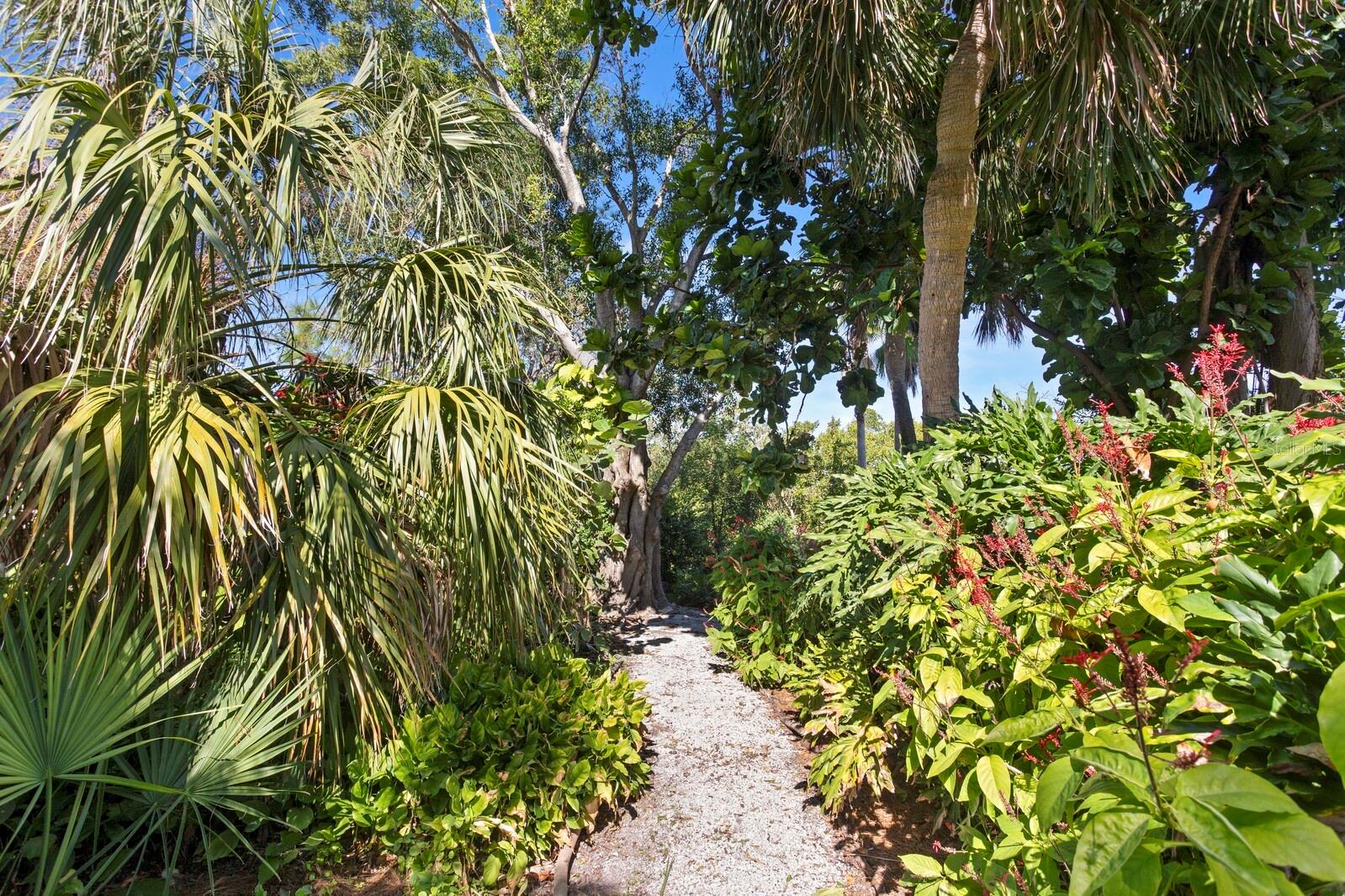 HARBOR ISLE UNIT ONE - Residential