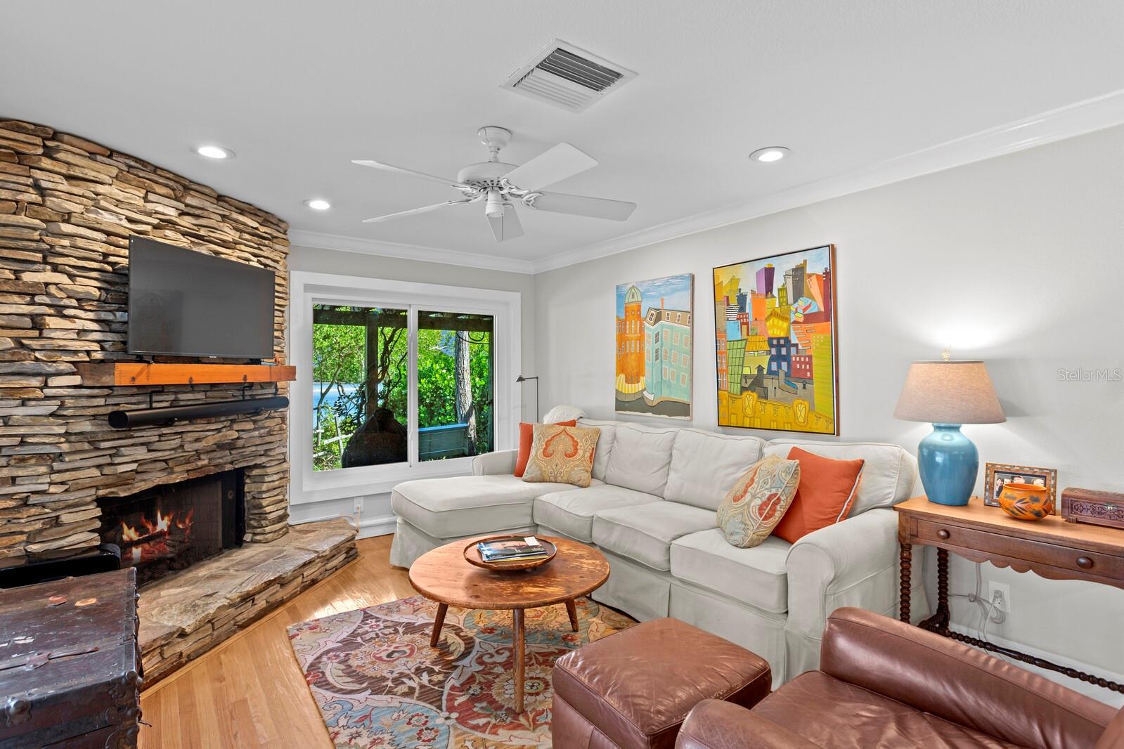 HARBOR ISLE UNIT ONE - Residential