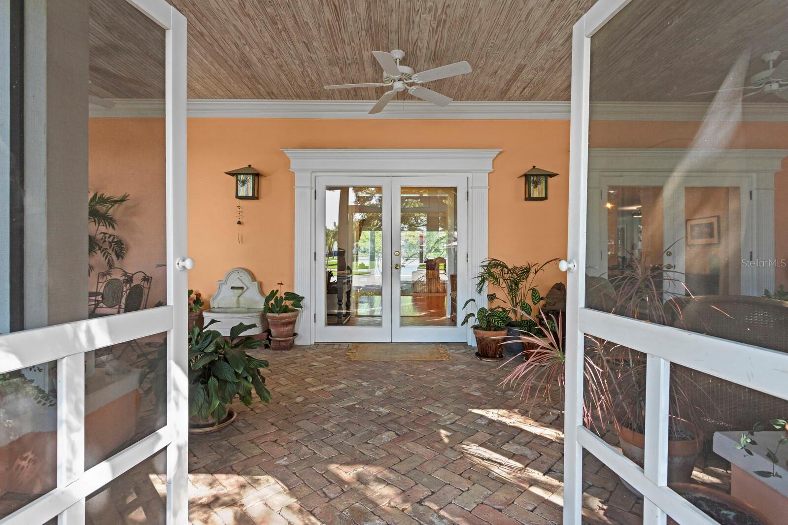 HARBOR ISLE UNIT ONE - Residential