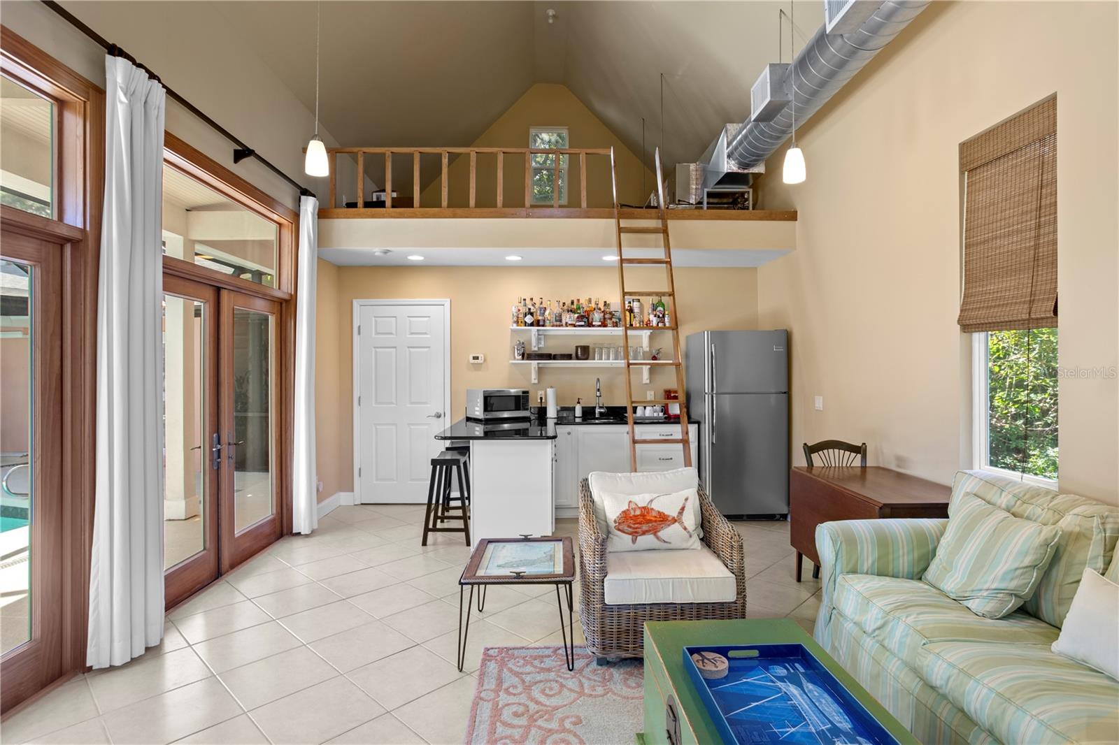 HARBOR ISLE UNIT ONE - Residential