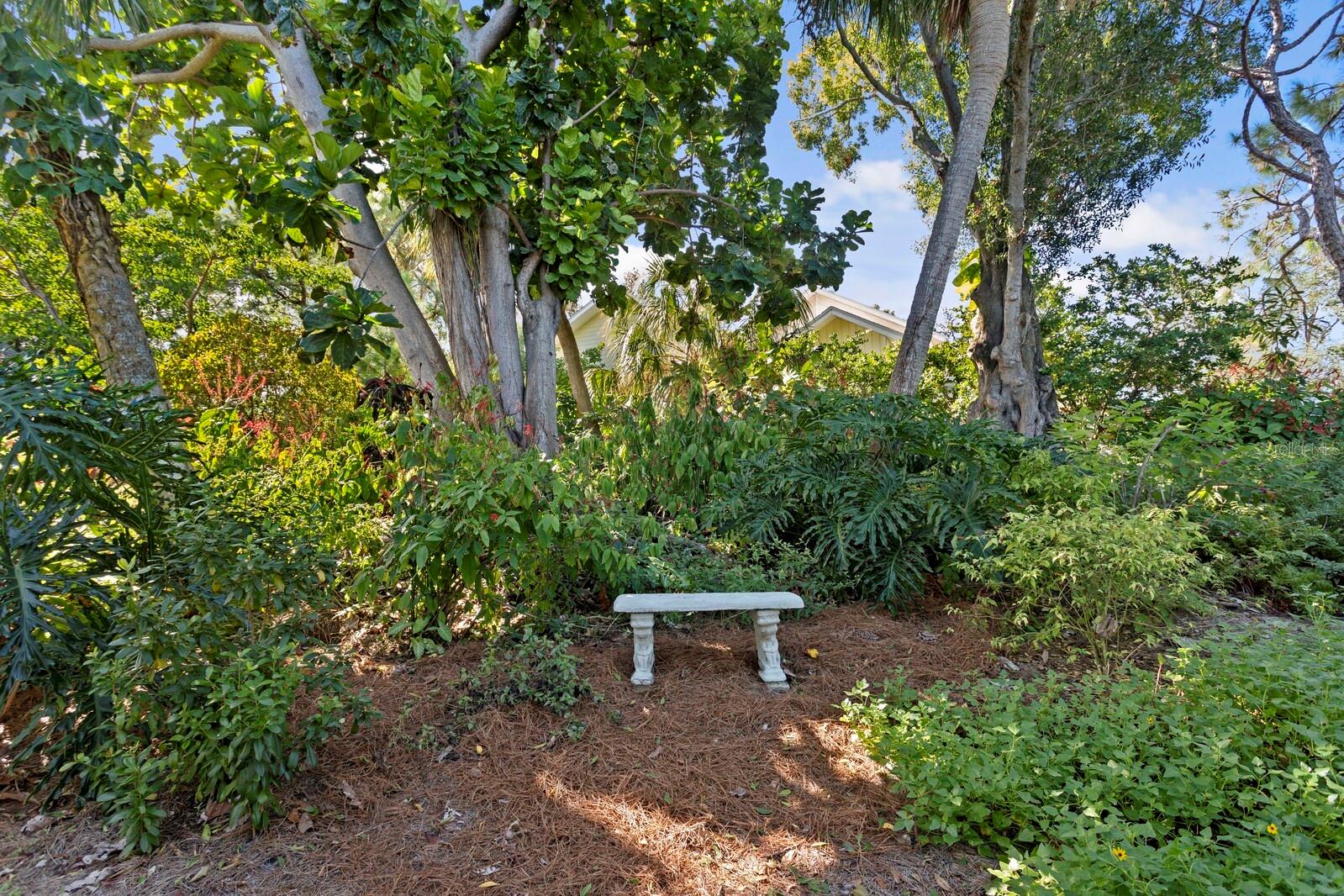 HARBOR ISLE UNIT ONE - Residential