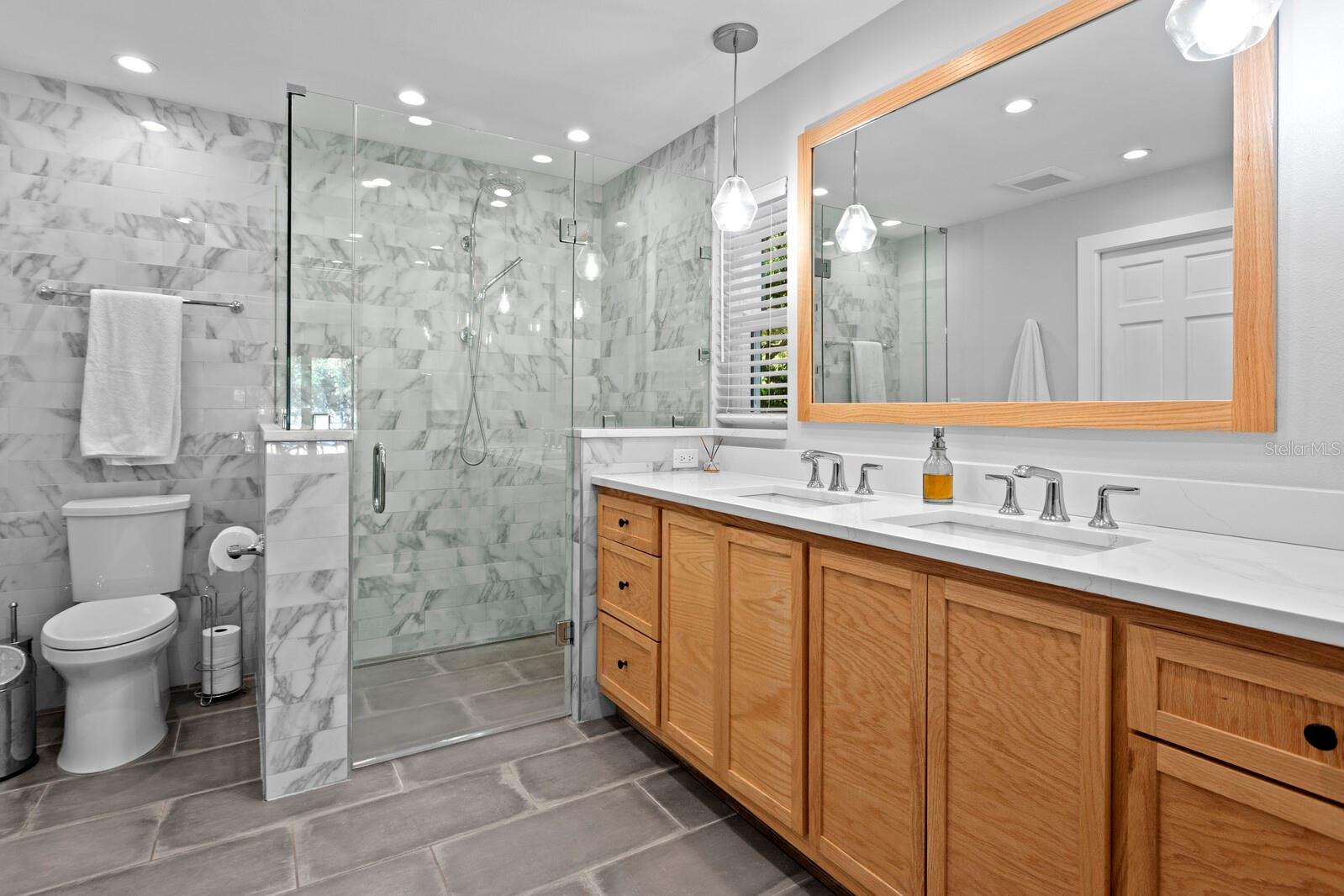 HARBOR ISLE UNIT ONE - Residential