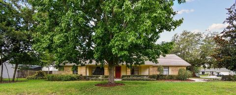 Photo of 6642 Parson Brown Drive, Orlando, FL 32819 (MLS # TB8400876)