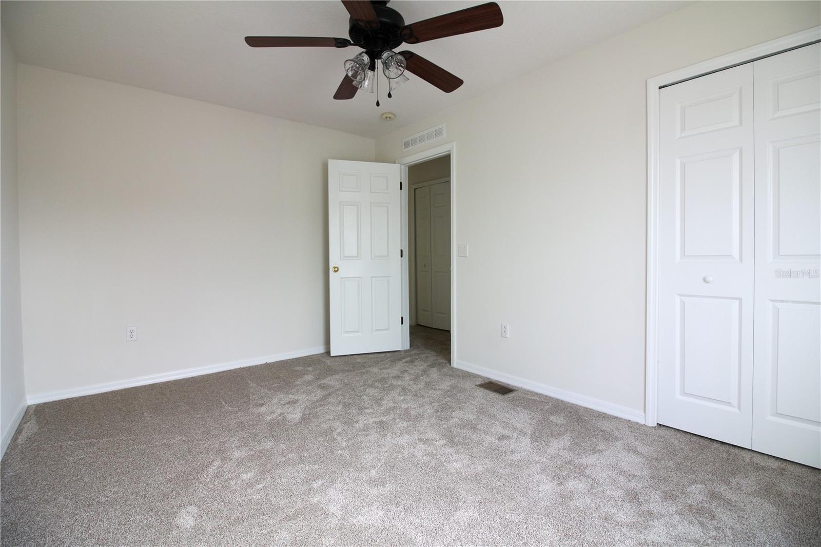 BERKLEY RIDGE PH 01 - Residential Lease