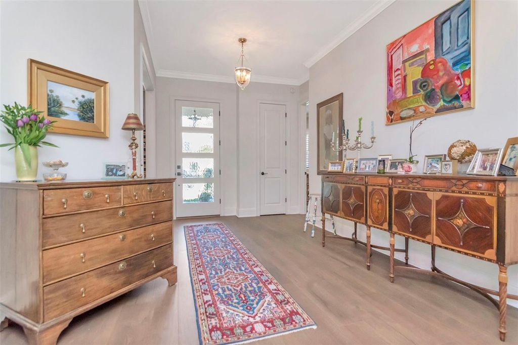 Photo of 3808 W Barcelona Street, Tampa, FL 33629 (MLS # TB8478551)