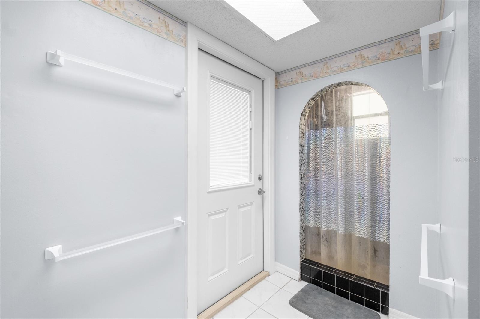 OAK RIDGE - Residential