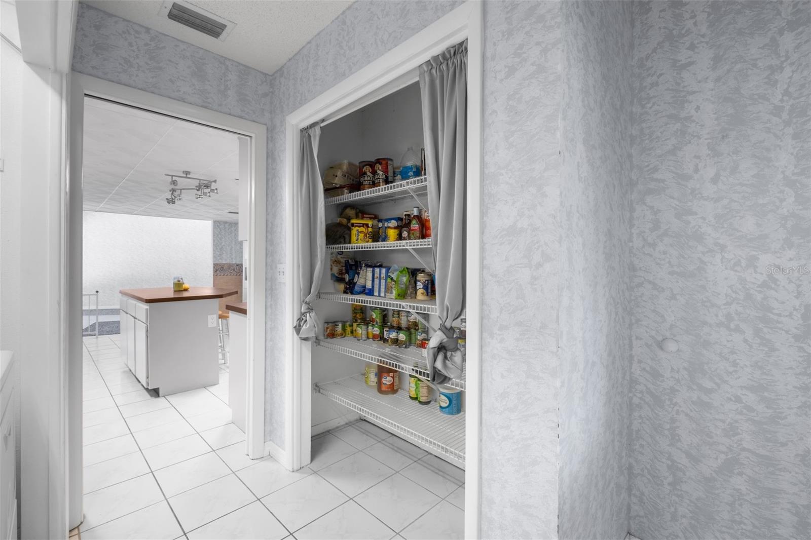 OAK RIDGE - Residential