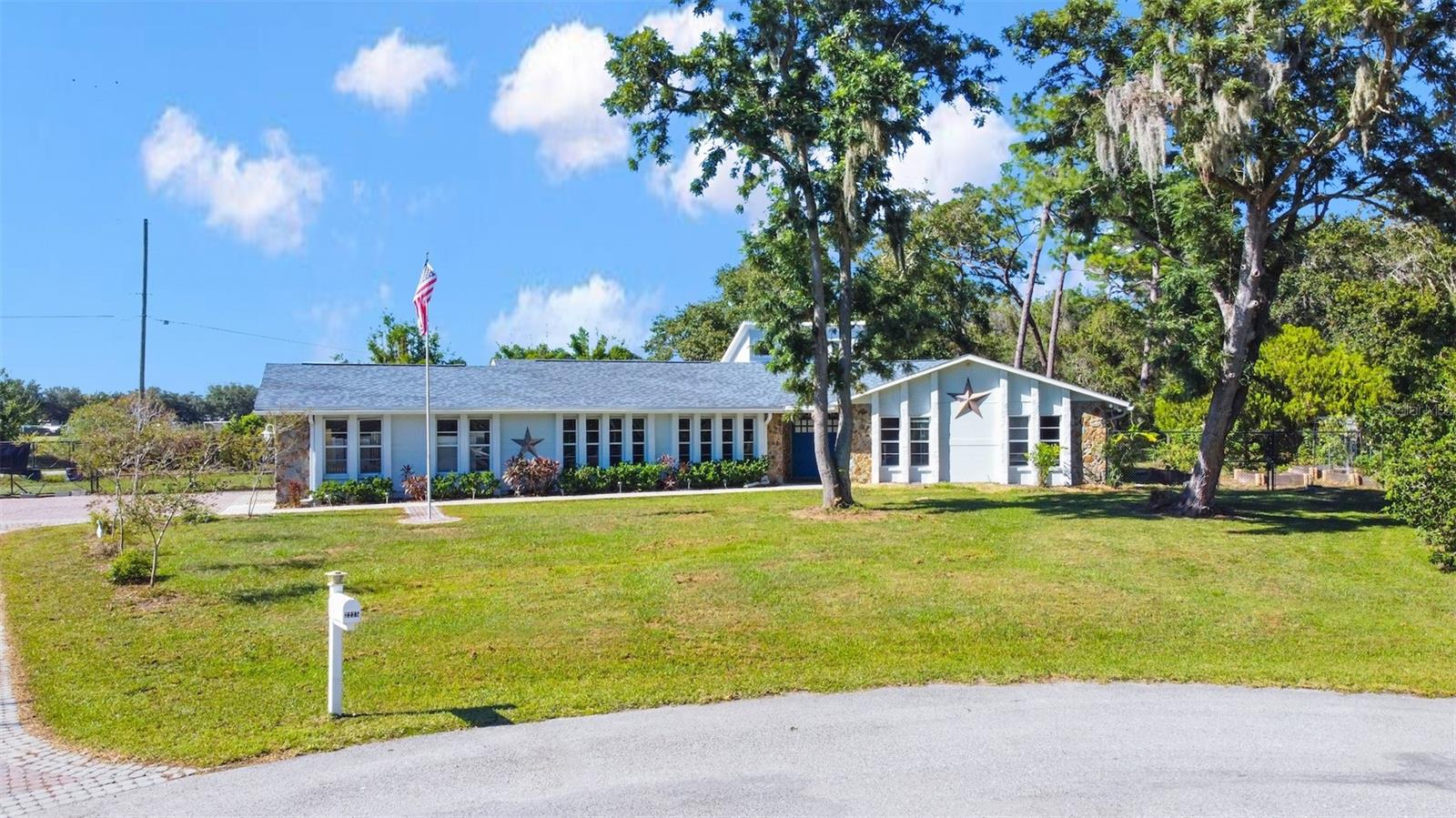 OAK RIDGE - Residential