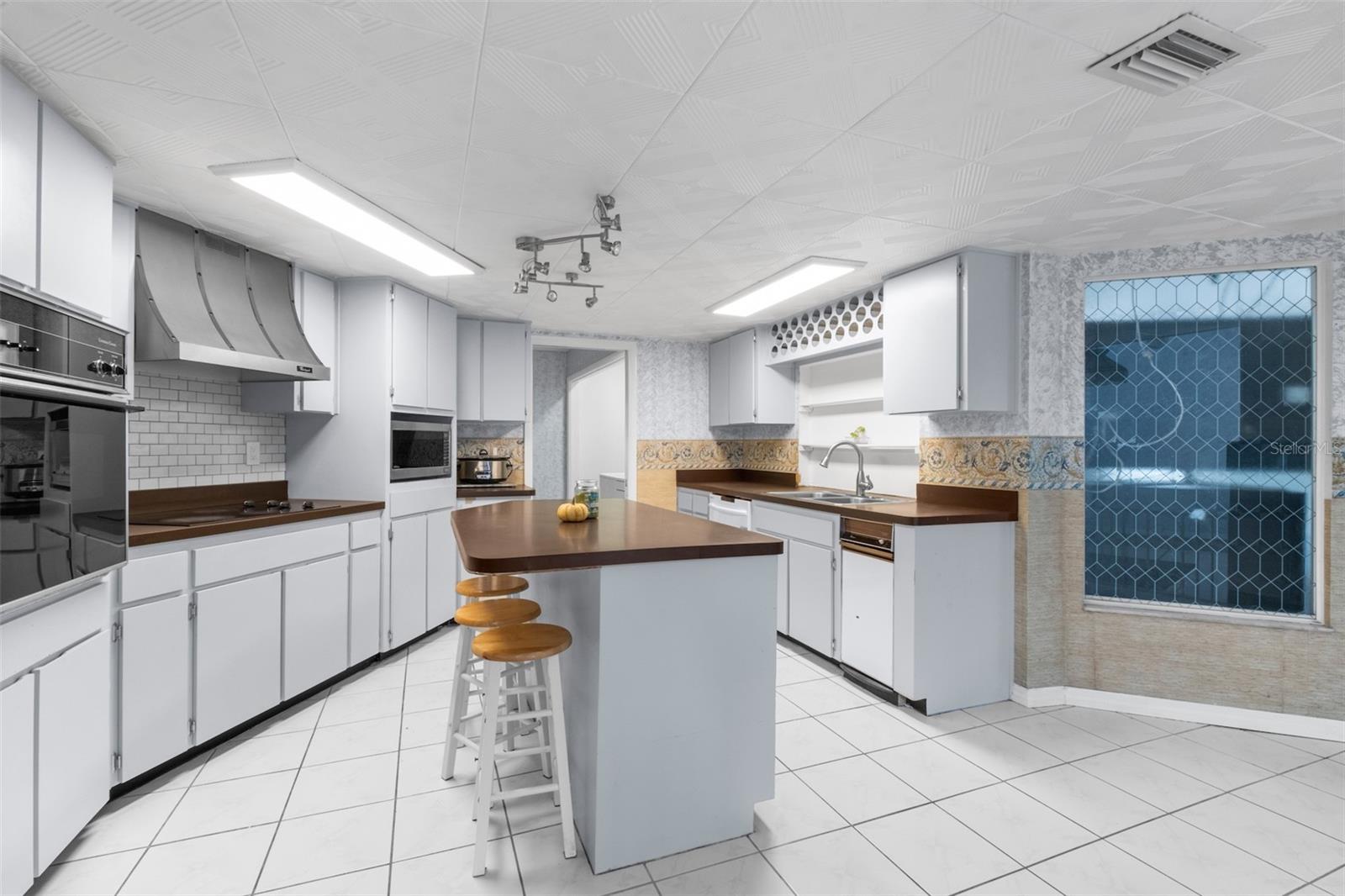 OAK RIDGE - Residential