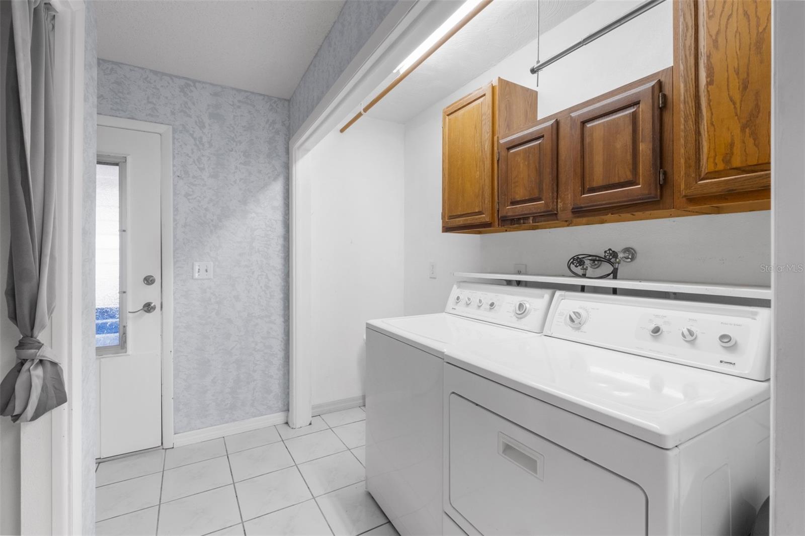 OAK RIDGE - Residential