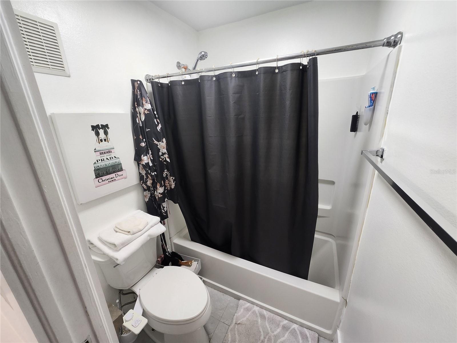 GRAND PALMS CONDO 4 PH 2 - Residential Lease