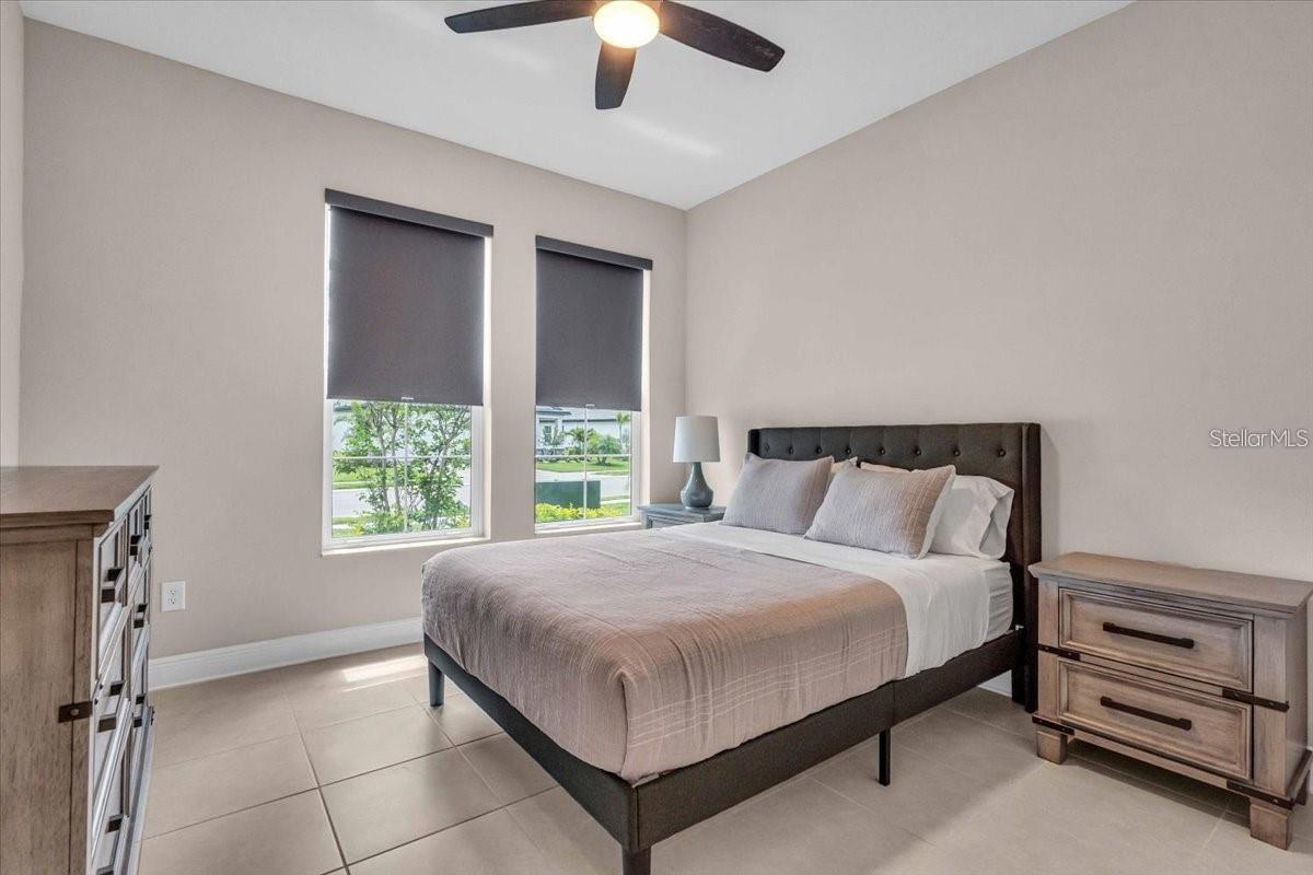 SWEETWATER AT LAKEWOOD RANCH PH I & II - Residential