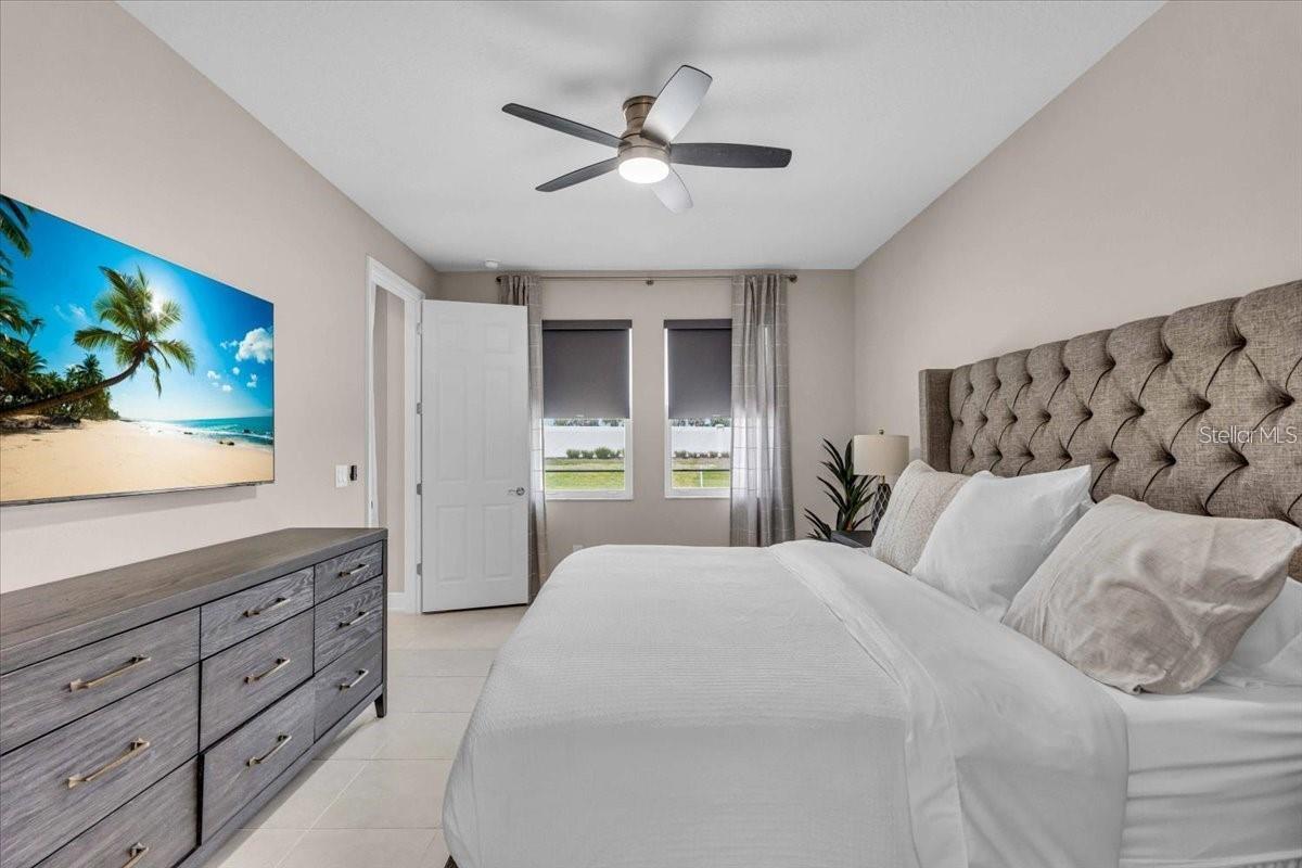 SWEETWATER AT LAKEWOOD RANCH PH I & II - Residential