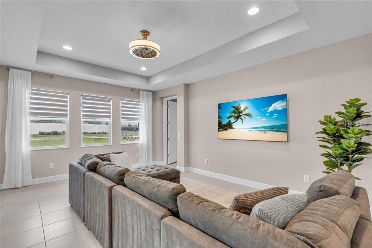 SWEETWATER AT LAKEWOOD RANCH PH I & II - Residential