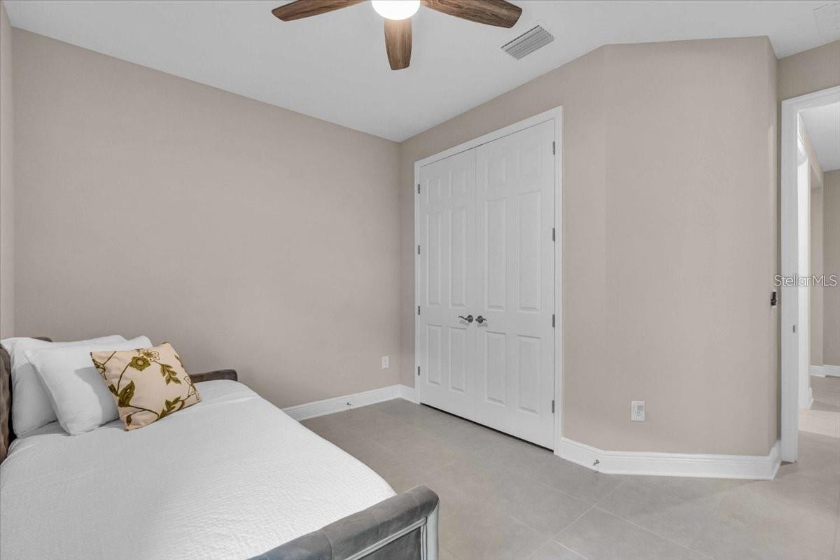 SWEETWATER AT LAKEWOOD RANCH PH I & II - Residential