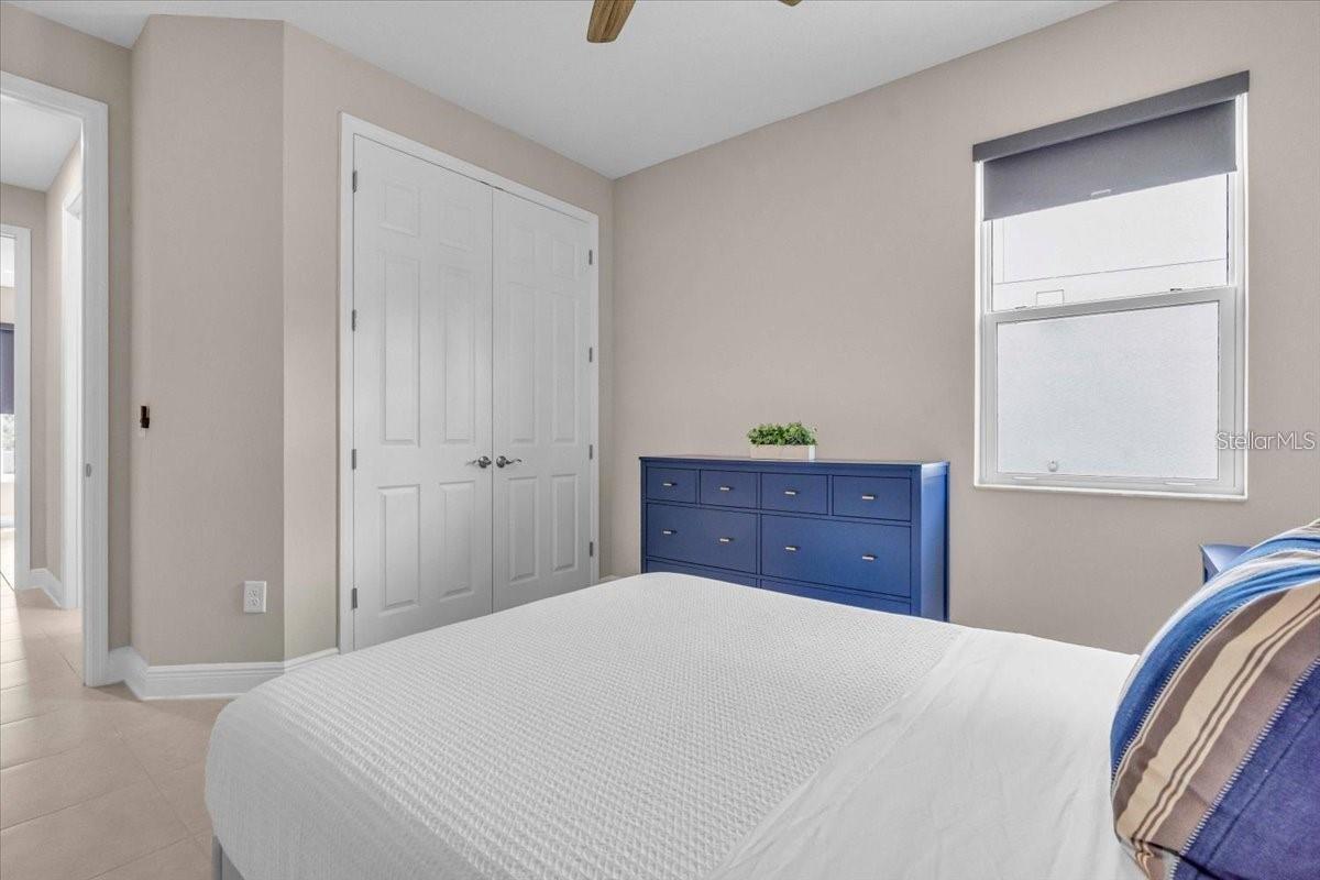 SWEETWATER AT LAKEWOOD RANCH PH I & II - Residential