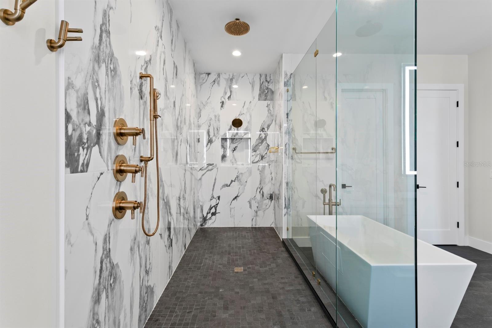 NORMANDEE HEIGHTS - Residential