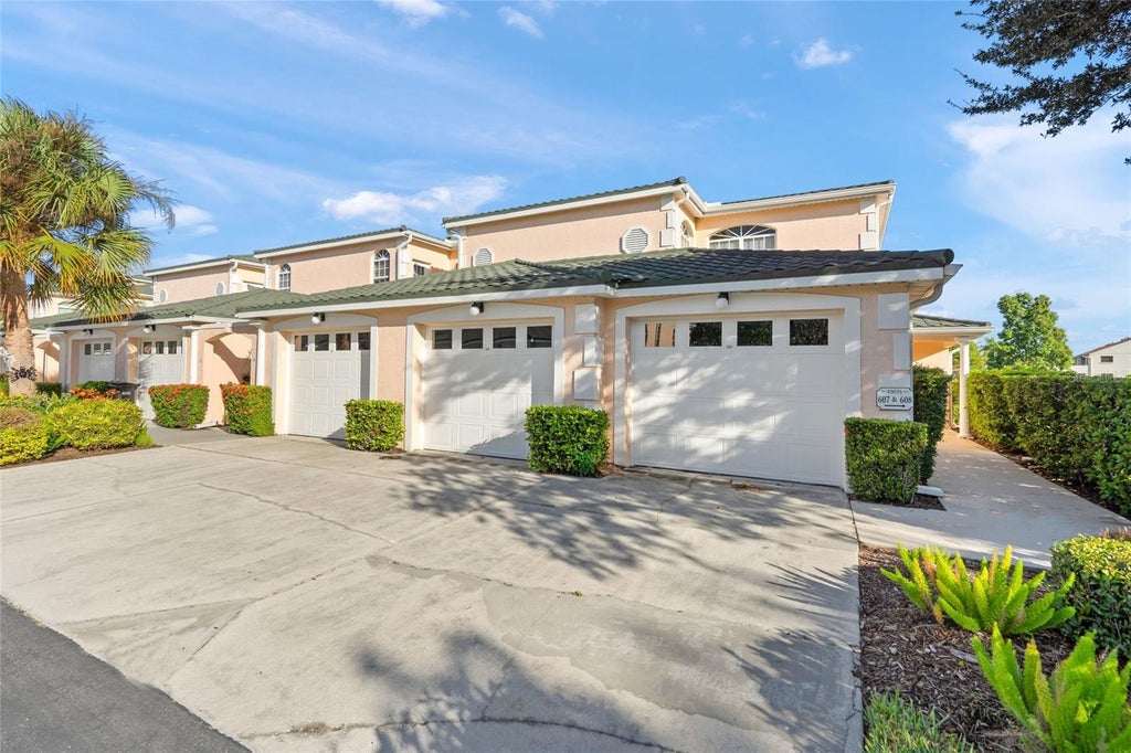 Photo of 607 Gondola Park Drive #607, Venice, FL 34292 (MLS # N6146307)