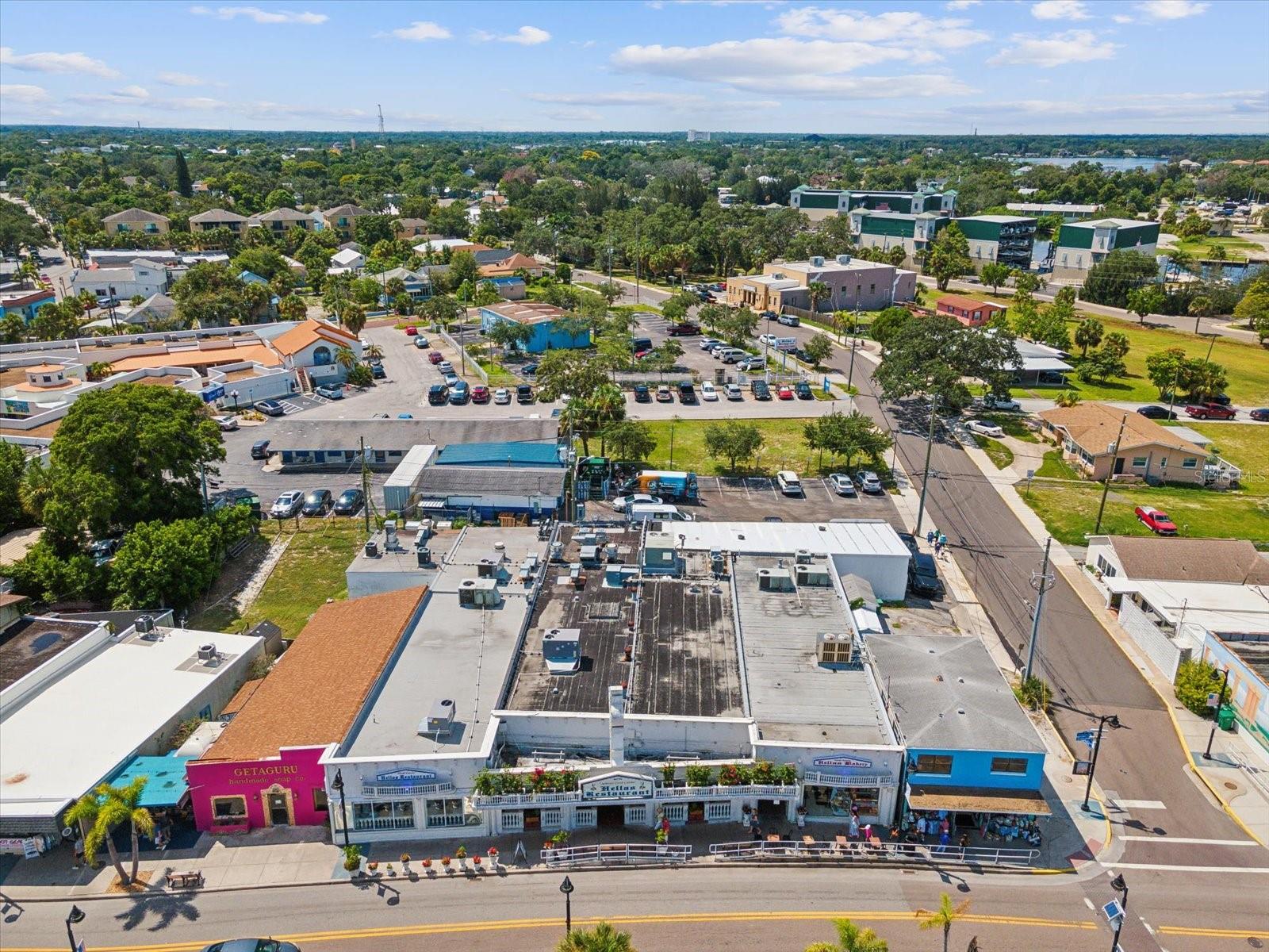 SEA BREEZE ISLAND - Land