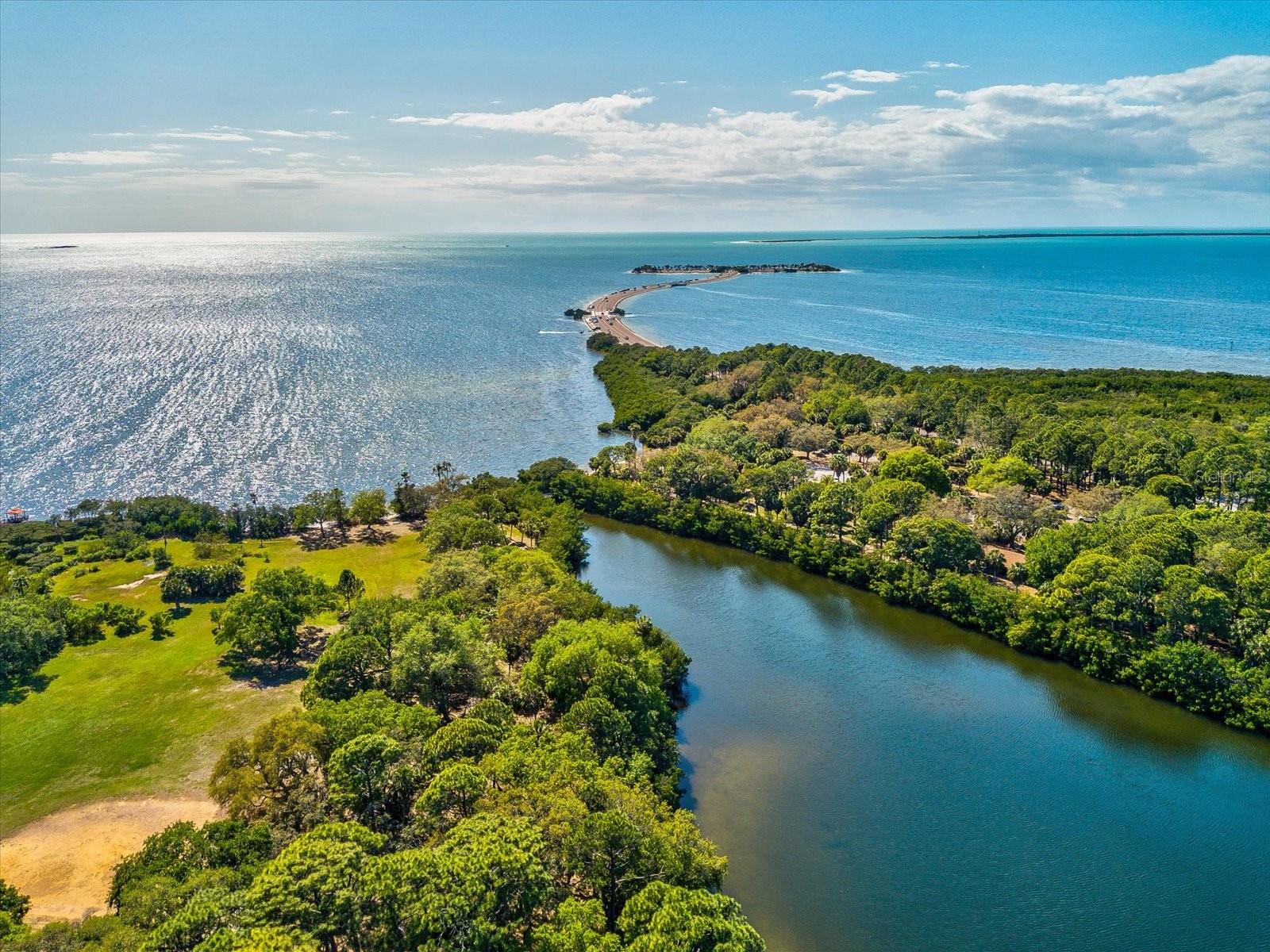 SEA BREEZE ISLAND - Land