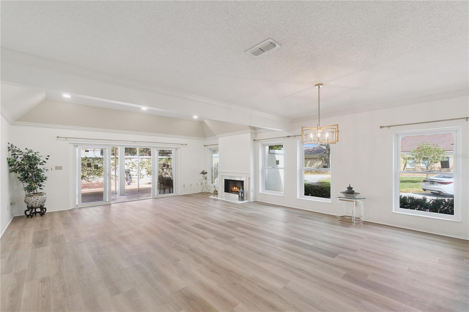 BAY HILL VILLAGE SOUTH & EAST CONDO - Residential