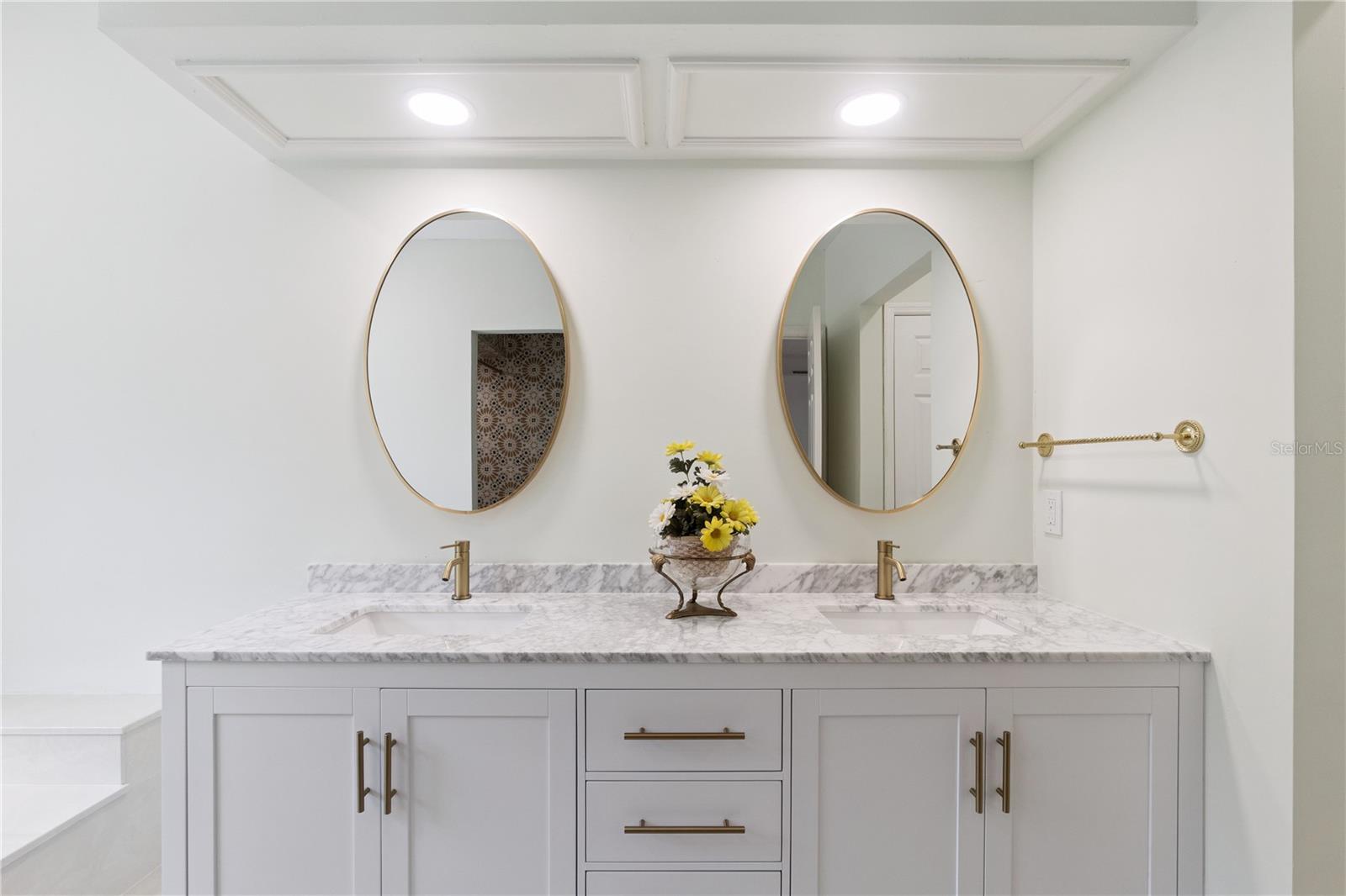 BAY HILL VILLAGE SOUTH & EAST CONDO - Residential