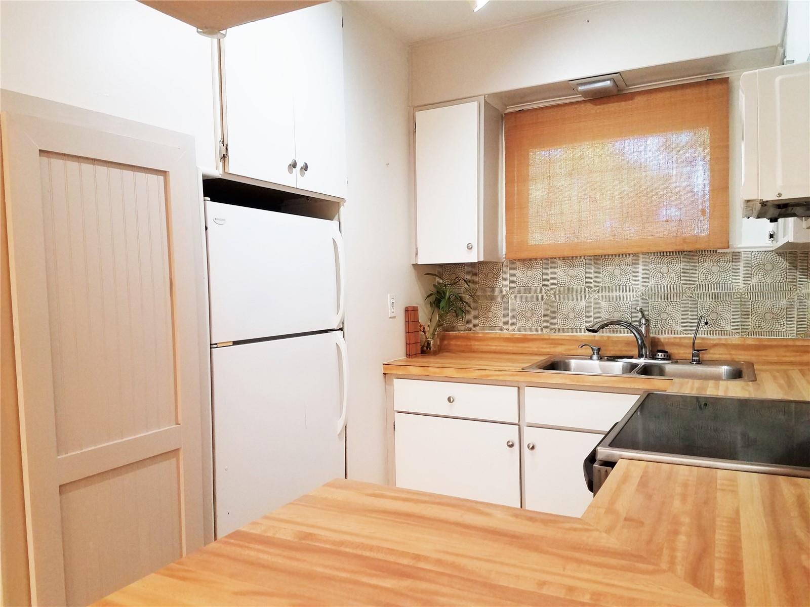 2155 WOOD STREET A26