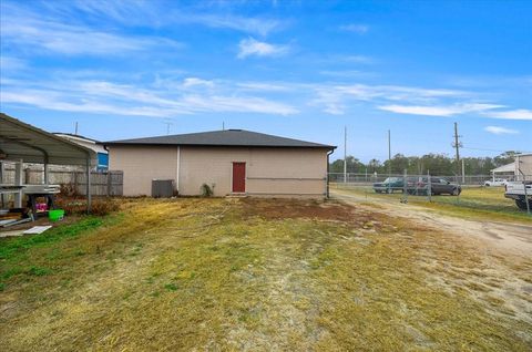 Tiny photo for 2733 SE 58th Avenue, Ocala, FL 34480 (MLS # OM718443)