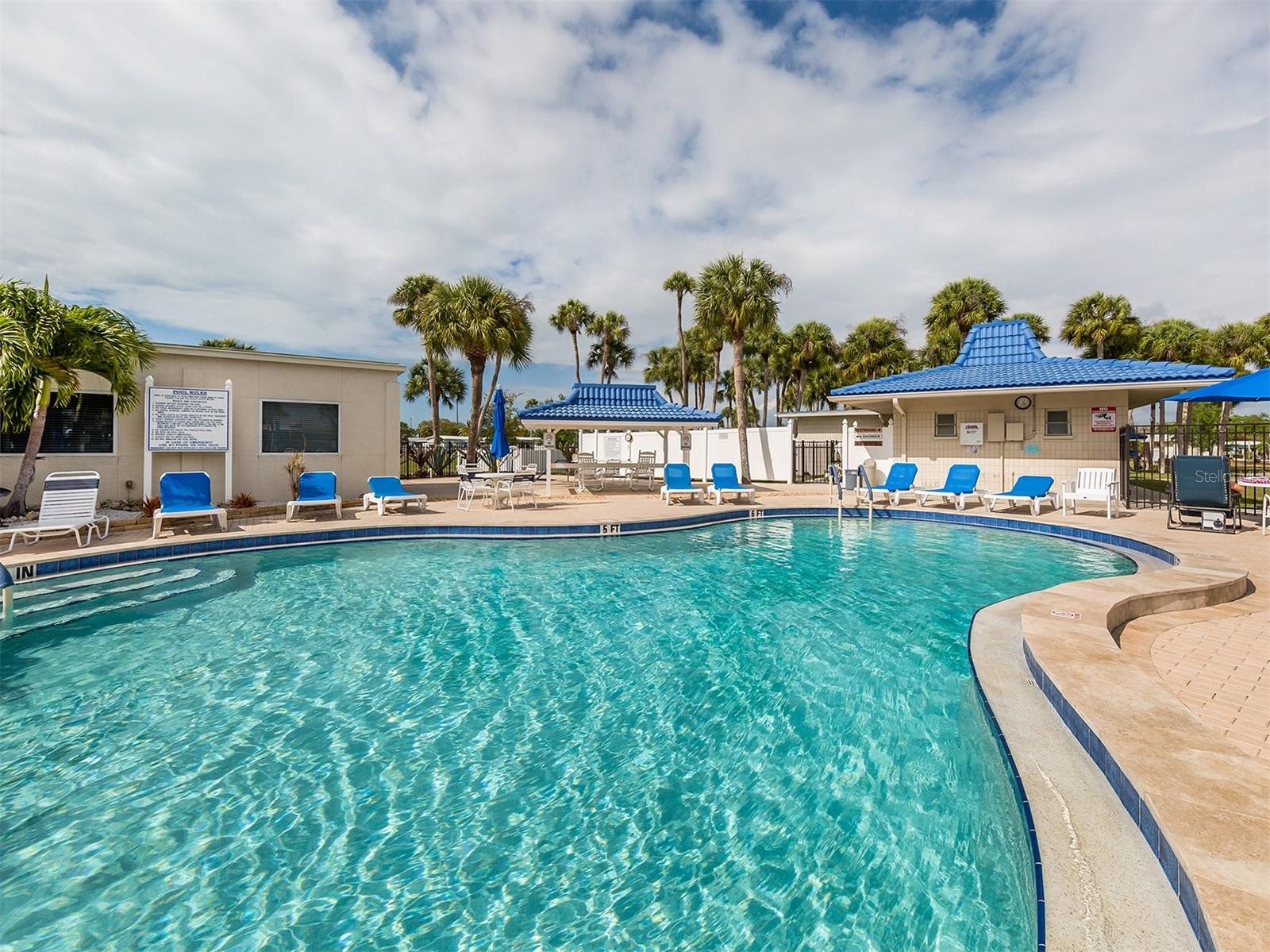 VENICE ISLE - Residential